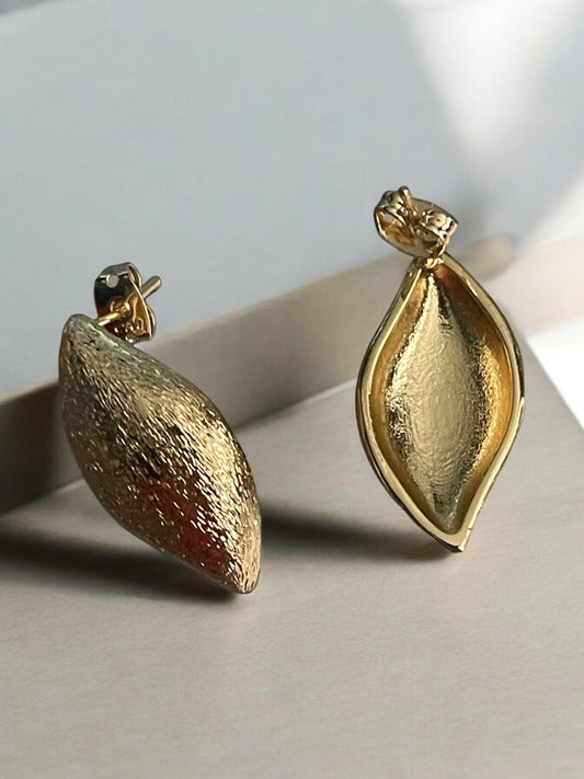 Oval Vintage Style 14k Gold Electroplated Earrings